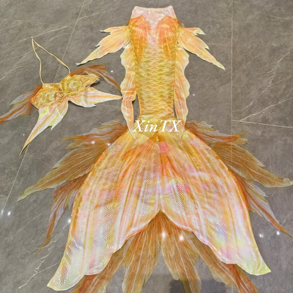 Aquarium & Marine Museum Kota Kinabalu - Professional adult mermaid tail hot stamping